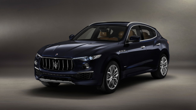 Обои картинки фото 2018 maserati levante s q4 granlusso, автомобили, maserati, люкс, класс, мазерати, кроссовер, 2018, levante, s, q4, granlusso