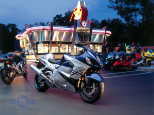 Картинка мотоциклы suzuki