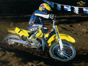 Картинка спорт мотокросс