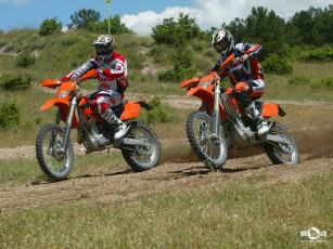 Картинка спорт мотокросс