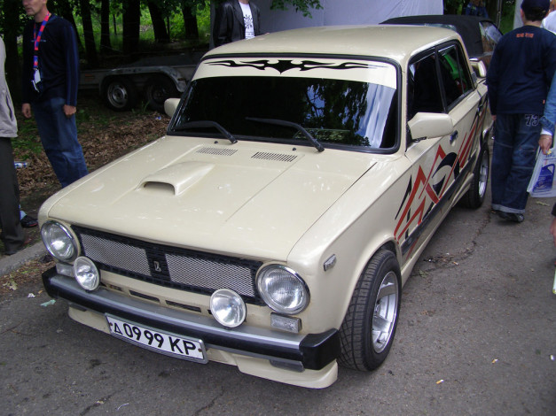 Обои картинки фото автомобили, выставки, уличные, фото