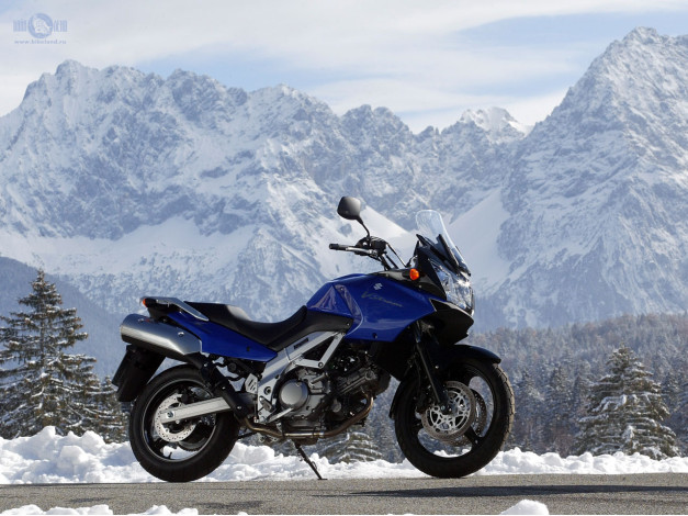 Обои картинки фото мотоциклы, suzuki