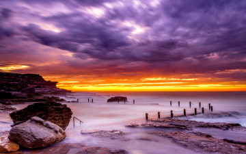 Картинка beautiful horizon природа побережье море берег камни туман