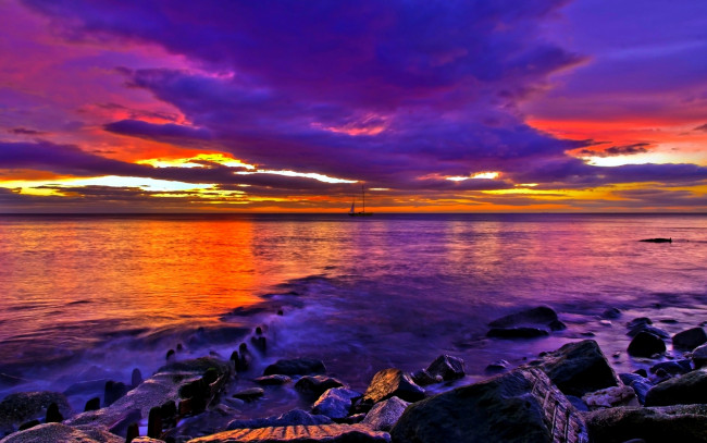 Обои картинки фото beautiful, evening, природа, побережье, вечер, море, тучи, яхта