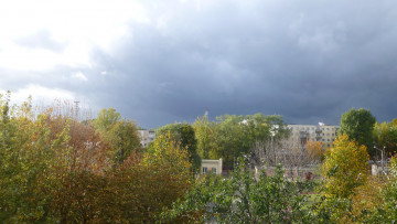 Картинка города тучи город природа