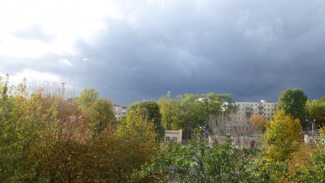 Обои картинки фото города, тучи, город, природа
