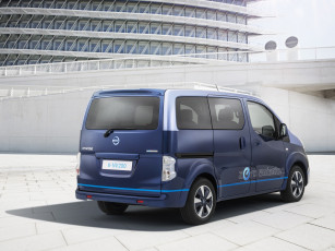 обоя автомобили, nissan, datsun, vip, concept, e-nv200, синий, 2014г