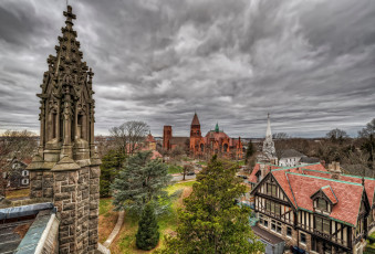 Картинка города -+католические+соборы +костелы +аббатства городок храм