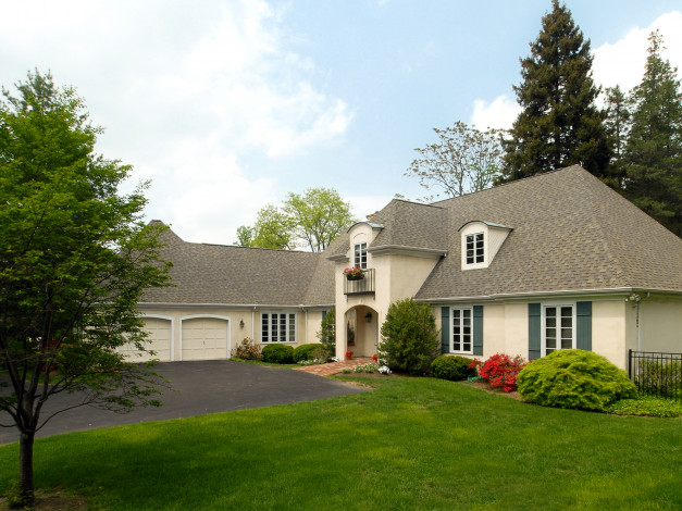 Обои картинки фото города, - здания,  дома, трава, деревья, дом