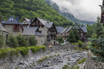 Картинка города -+панорамы поселок горы