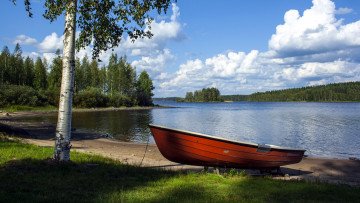 Картинка корабли лодки +шлюпки лето береза лодка река