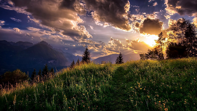 Обои картинки фото природа, луга, облака, луг, горы