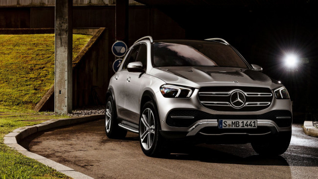Обои картинки фото 2019 mercedes-benz gle, автомобили, mercedes-benz, 2019, gle, кроссовер, suv, немецкие, мерседес