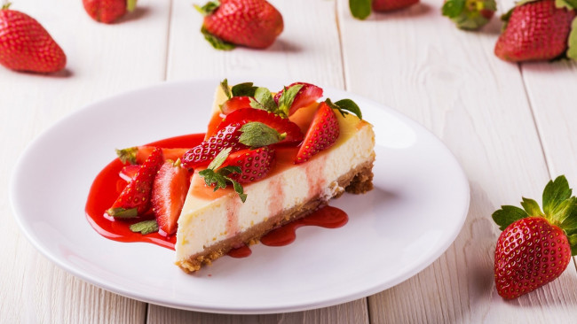 Обои картинки фото еда, торты, клубника, чизкейк