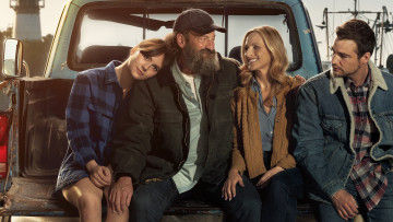 Картинка coda+ +2021+ кино+фильмы -unknown+ другое драма coda музыка daniel durant emilia jones marlee matlin troy kotsur мелодрама