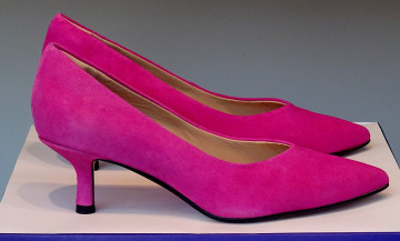 Картинка разное одежда +обувь +текстиль +экипировка женские туфли