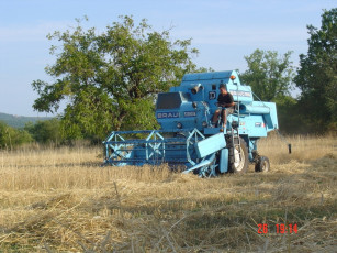 обоя техника, комбайны