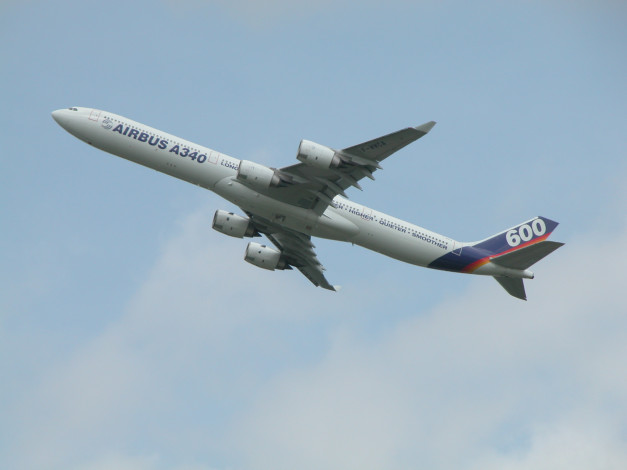 Обои картинки фото авиация, пассажирские, самолёты