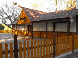 Картинка города здания дома