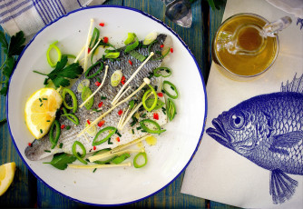 Картинка еда рыбные блюда морепродуктами рыба лимон специи