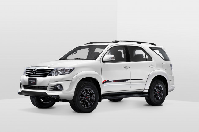 Обои картинки фото автомобили, toyota, trd, fortuner, sportivo