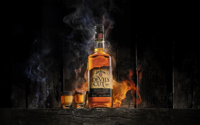 Обои картинки фото бренды, jim beam, огонь, стопка, бокал, рюмка, бутылка, бурбон, виски, американский, элитный, бренд, алкоголь, напиток