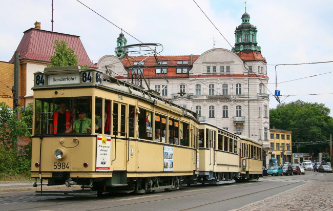 Обои картинки фото техника, трамваи, рельсы, трамвай