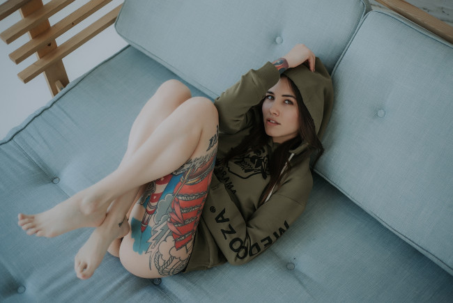 Обои картинки фото девушка, девушки, -unsort , брюнетки, темноволосые, модель