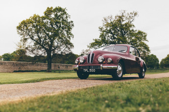 Картинка автомобили bristol