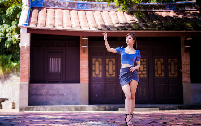 Обои картинки фото девушки, - азиатки, юбка, азиатка, топ