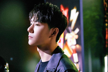 Картинка мужчины wang+yi+bo куртка лицо