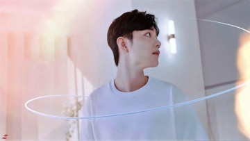 Картинка мужчины xiao+zhan актер футболка комната