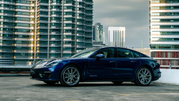 Картинка porsche+panamera+2021 автомобили porsche panamera здания небоскреб автомобиль спортивный