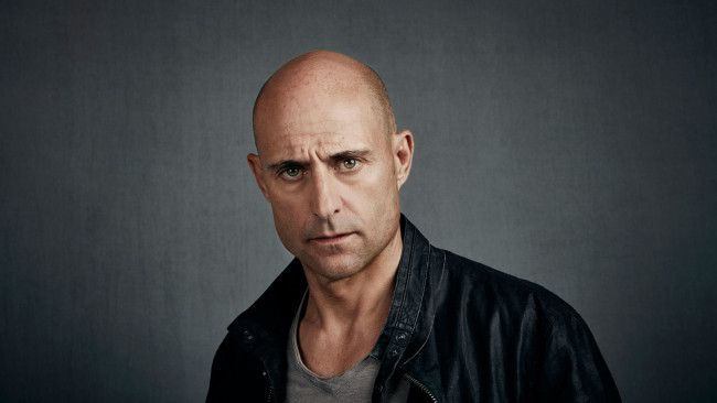 Обои картинки фото мужчины, mark strong, mark, strong, лицо, куртка