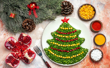 Картинка праздничные угощения шишки елочка гранат кукуруза