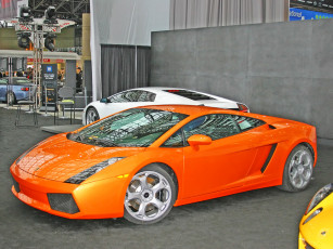 Картинка gallardo 2004 автомобили выставки уличные фото