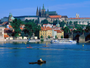 Картинка sightseeing by river prague czech republic города