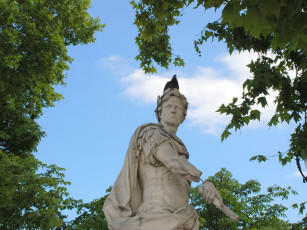 Картинка разное рельефы статуи музейные экспонаты