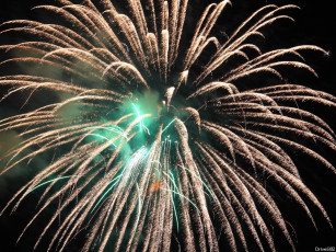 Картинка разное салюты фейерверки