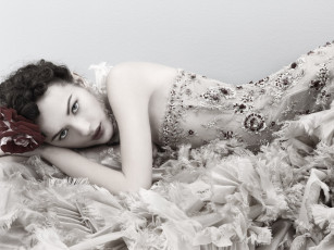 Картинка _Unsort+-НЕ+ВЫБИРАТЬ++ девушки  не выбирать цветок брюнетка взгляд