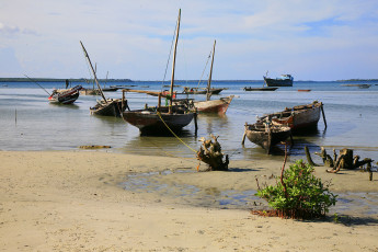 Картинка корабли лодки шлюпки вода берег