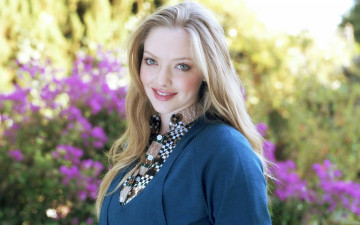 обоя Amanda Seyfried, девушки, , , улыбка