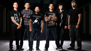 Картинка bleeding through музыка металкор мелодичный дэт-метал хардкор сша