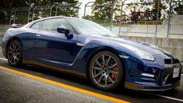 Картинка nissan gt автомобили datsun автомобиль скорость мощь изящество стиль