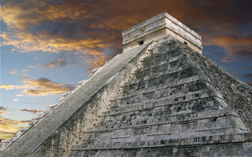 Картинка города исторические архитектурные памятники пирамида