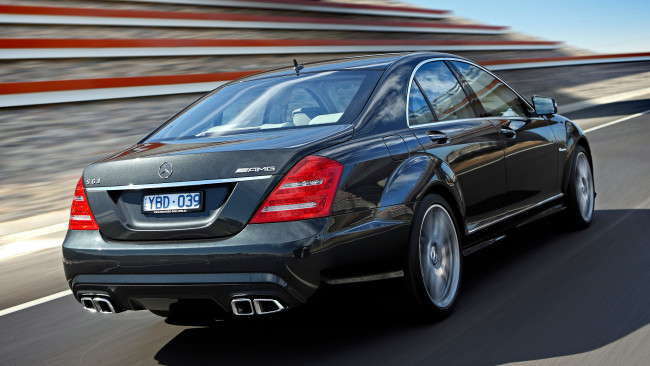 Обои картинки фото mercedes, автомобили, benz, мощь, изящество, стиль, автомобиль, скорость