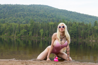 Картинка девушки ariane+saint-amour ariane saint-amour