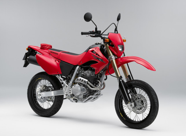 Обои картинки фото мотоциклы, honda