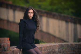 Картинка claudia девушки -+брюнетки +шатенки девушка модель брюнетка красотка красавица флирт стройная фигура сексуальная секси поза взгляд макияж