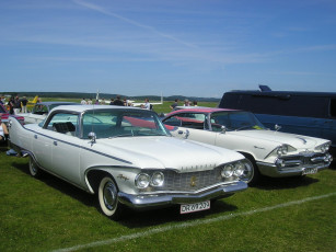 Картинка plymouth автомобили выставки уличные фото